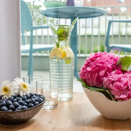 Port Luksusowe & - 2 Doroslych I 2 Dzieci * كولوبرزيغ