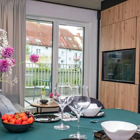 Port Luksusowe & - 2 Doroslych I 2 Dzieci شقة