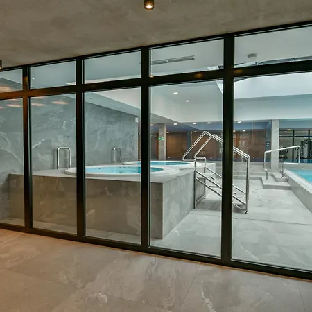 Port Luksusowe & - 2 Doroslych I 2 Dzieci شقة