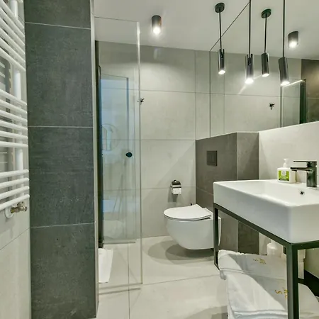 Port Luksusowe & - 2 Doroslych I 2 Dzieci شقة كولوبرزيغ